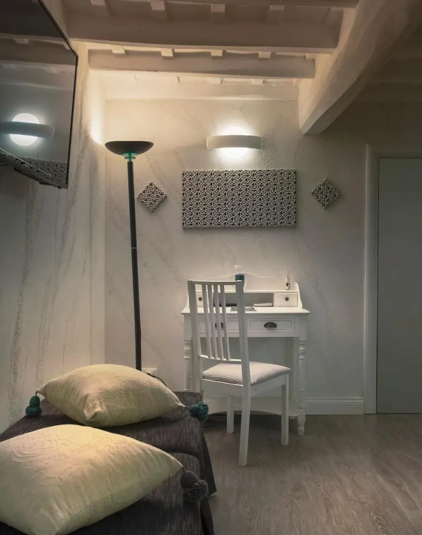 Delsi Suites Pantheon Rome Guest house